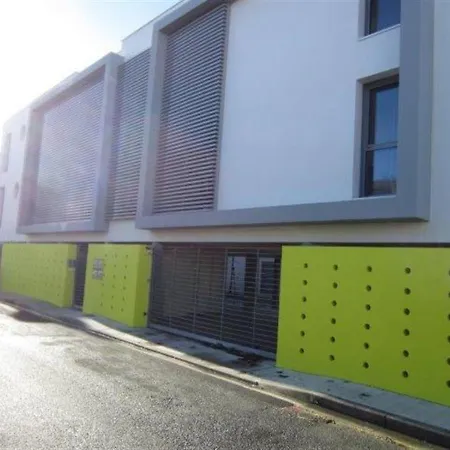 Moderne A 30 M De La Grande Plage De Royan